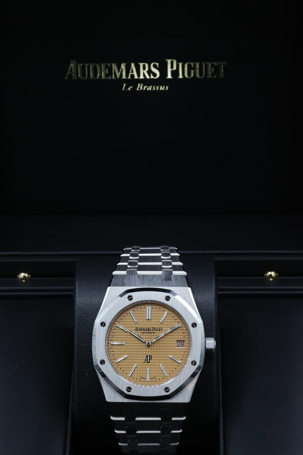 audemars piquet 15202BC - Image 3