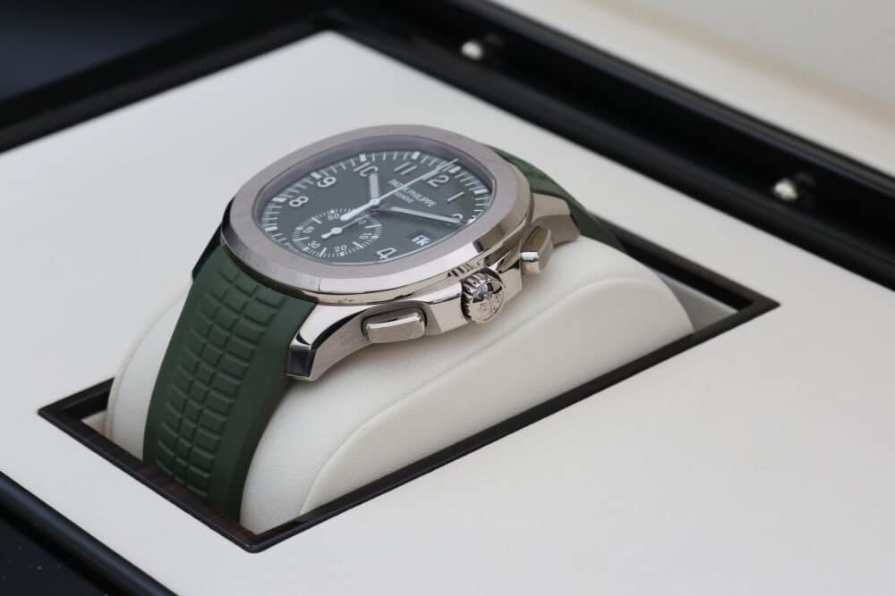 Patek Philippe 5968G Khaki AQUANAUT  42mm 2023 - Image 5