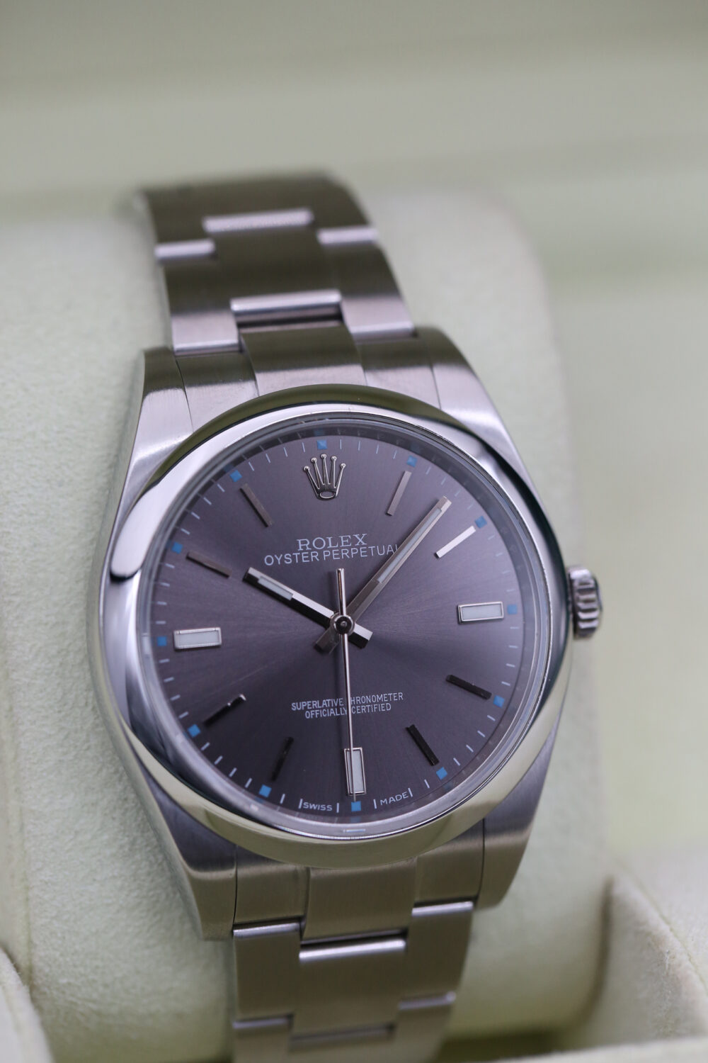 Rolex 114300 Rhodium OYSTER PERPETUAL 39mm 2018 - Image 2