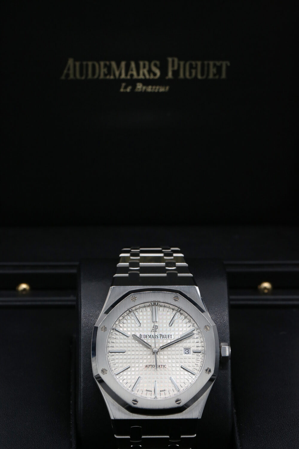 Audemars Piguet 15400ST.OO.1220ST.02 White ROYAL OAK 41mm 2018 - Image 4