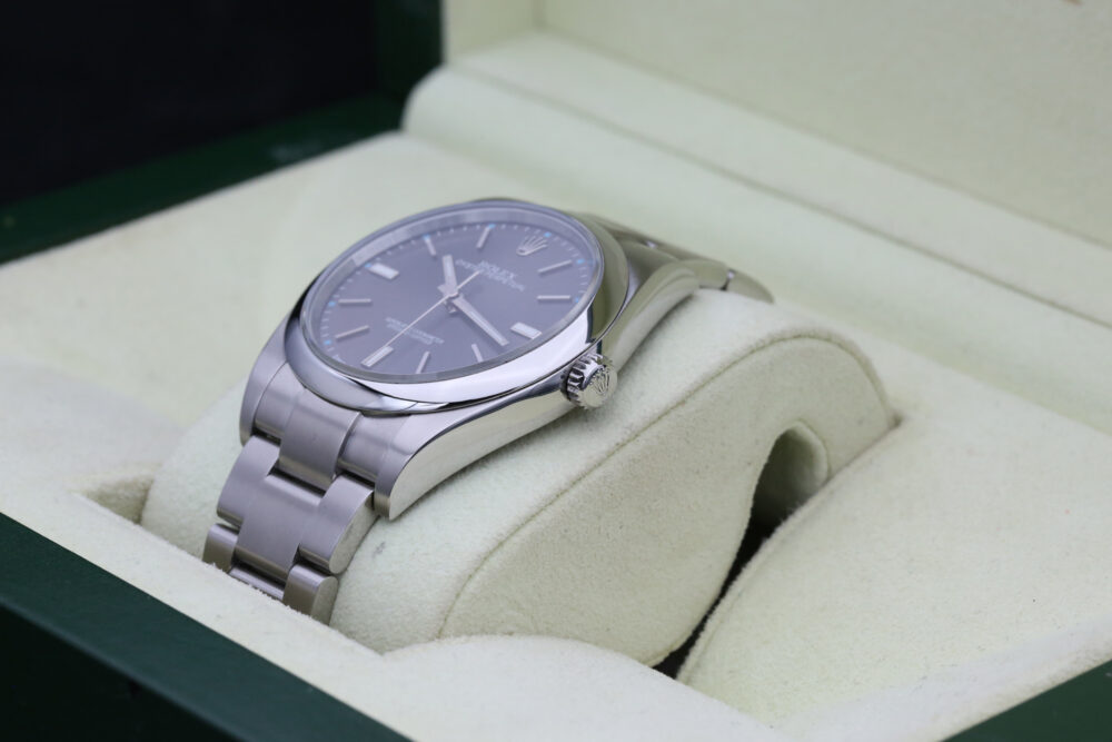 Rolex 114300 Rhodium OYSTER PERPETUAL 39mm 2018 - Image 6