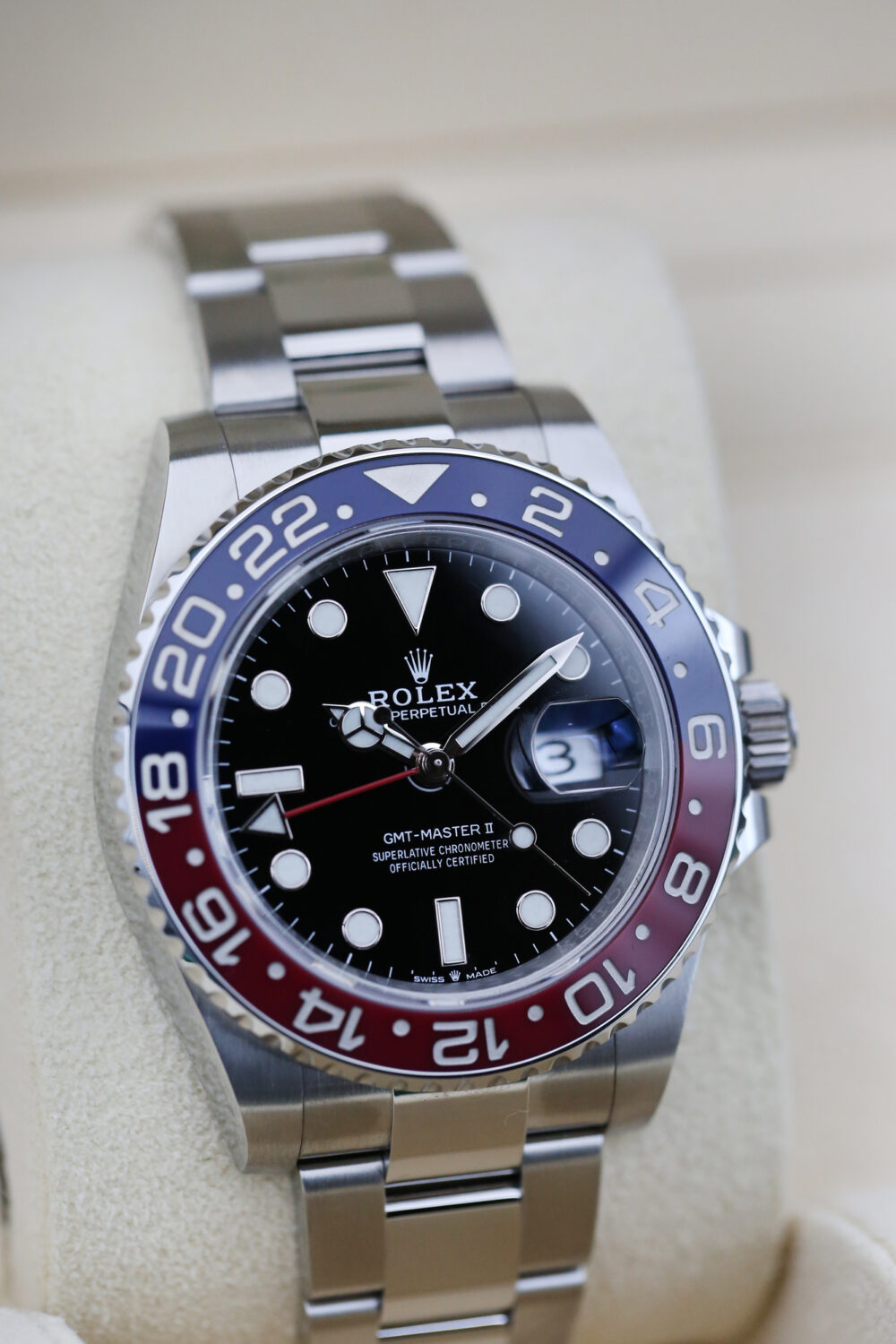 Rolex 126710BLRO Black GMT-MASTER II 40mm 2022 Pepsi - Image 2