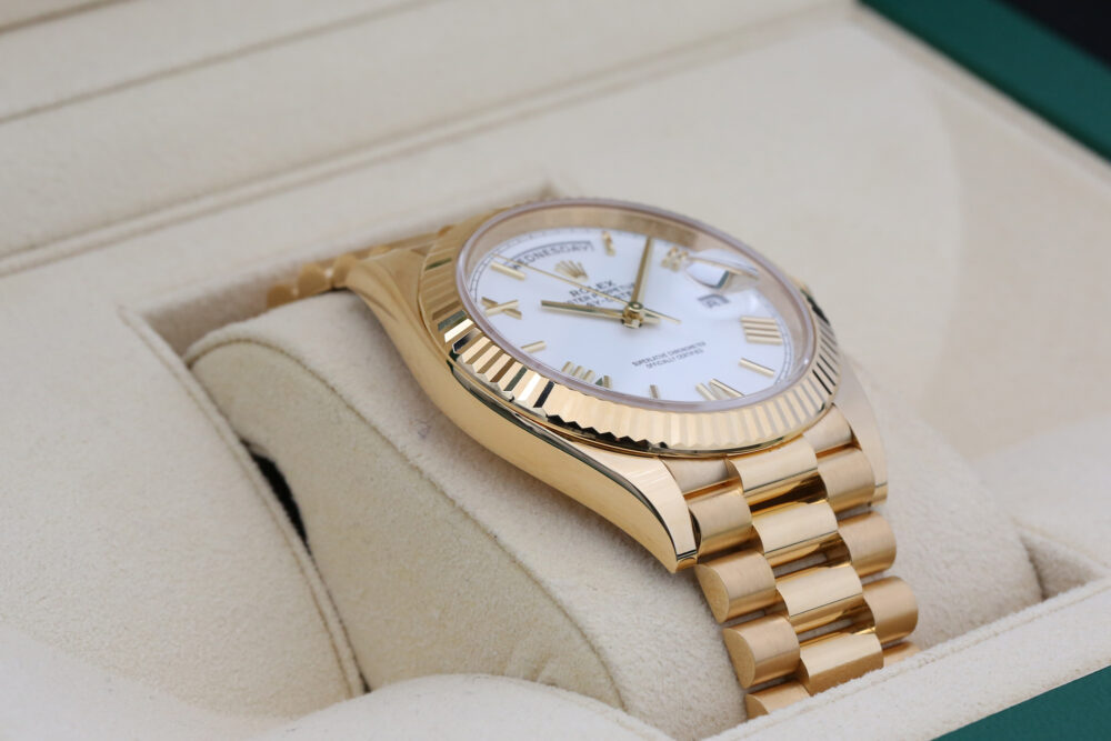 Rolex 228238 White DAY-DATE 40mm 2022 - Image 7