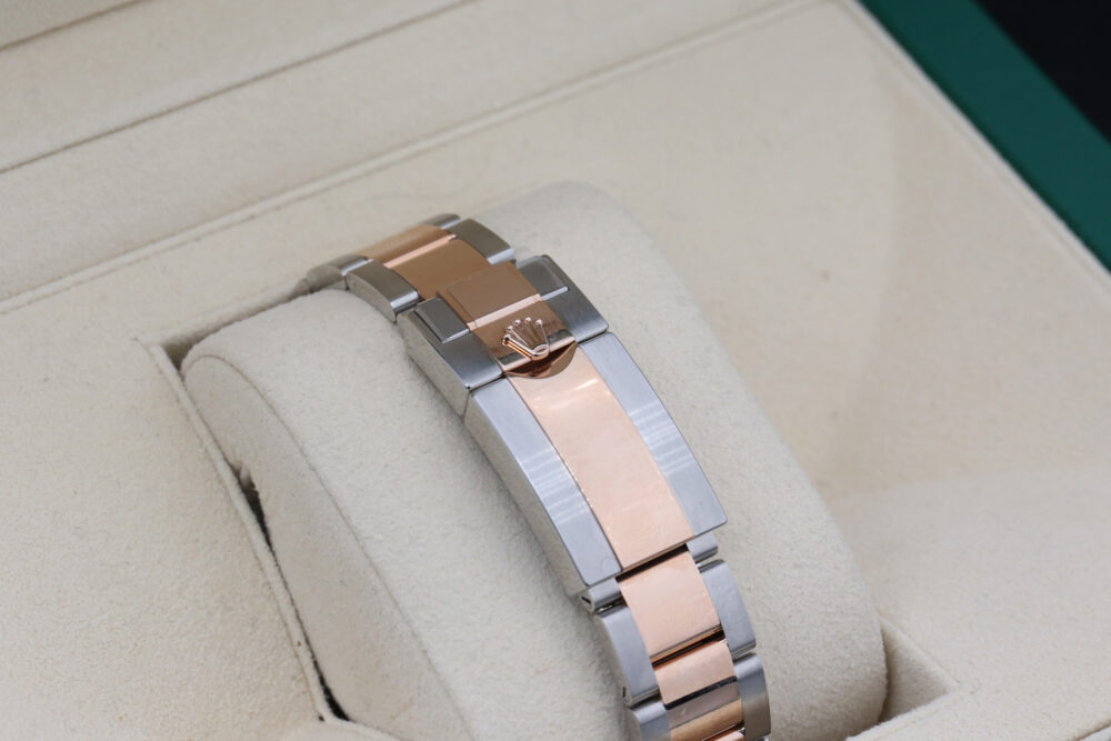 Rolex 126711CHNR Black GMT MASTER II  40mm 2022 Rootbeer - Image 7