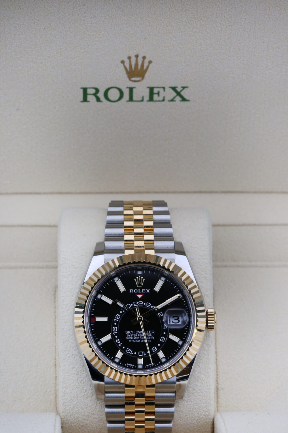 Rolex 326933 Black SKY-DWELLER 42mm 2022 - Image 3