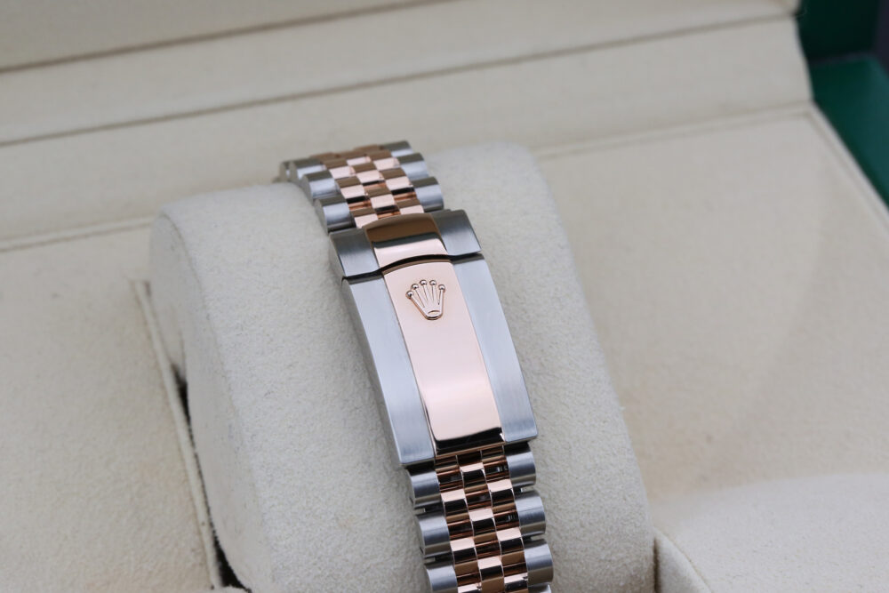 Rolex 126231 Palm Dial DATEJUST 36mm 2023 - Image 7