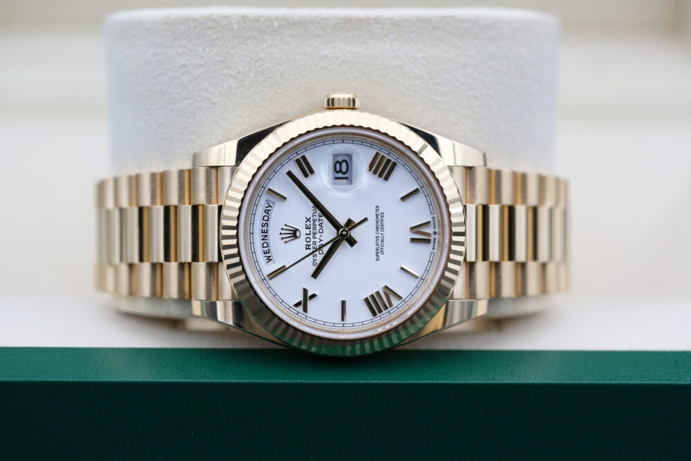 Rolex 228238 White DAY-DATE 40mm 2022 - Image 3