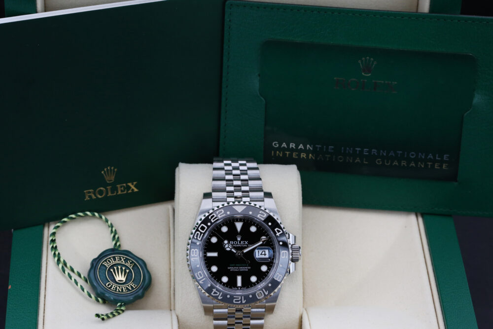 Rolex 126710GRNR Black GMT MASTER II 40mm 2025 Bruce Wayne - Image 5