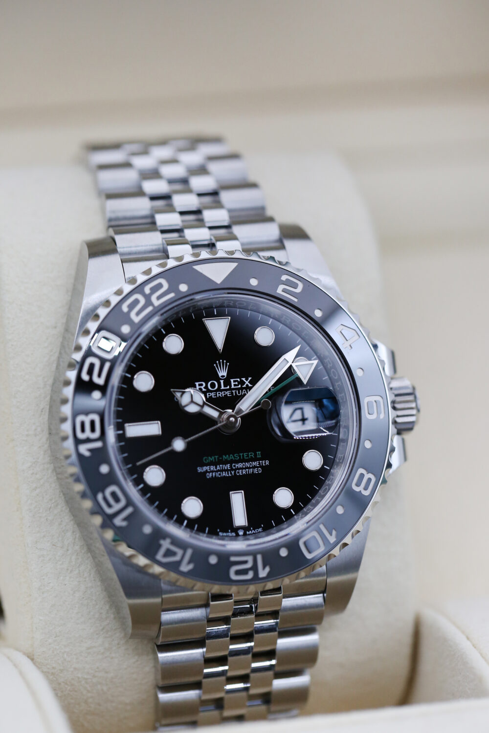 Rolex 126710GRNR Black GMT MASTER II 40mm 2025 Bruce Wayne - Image 2