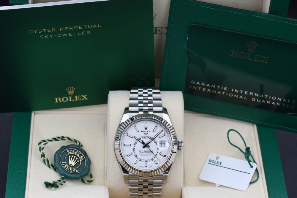 Rolex 336934 White SKY-DWELLER 42mm 2023 - Image 5