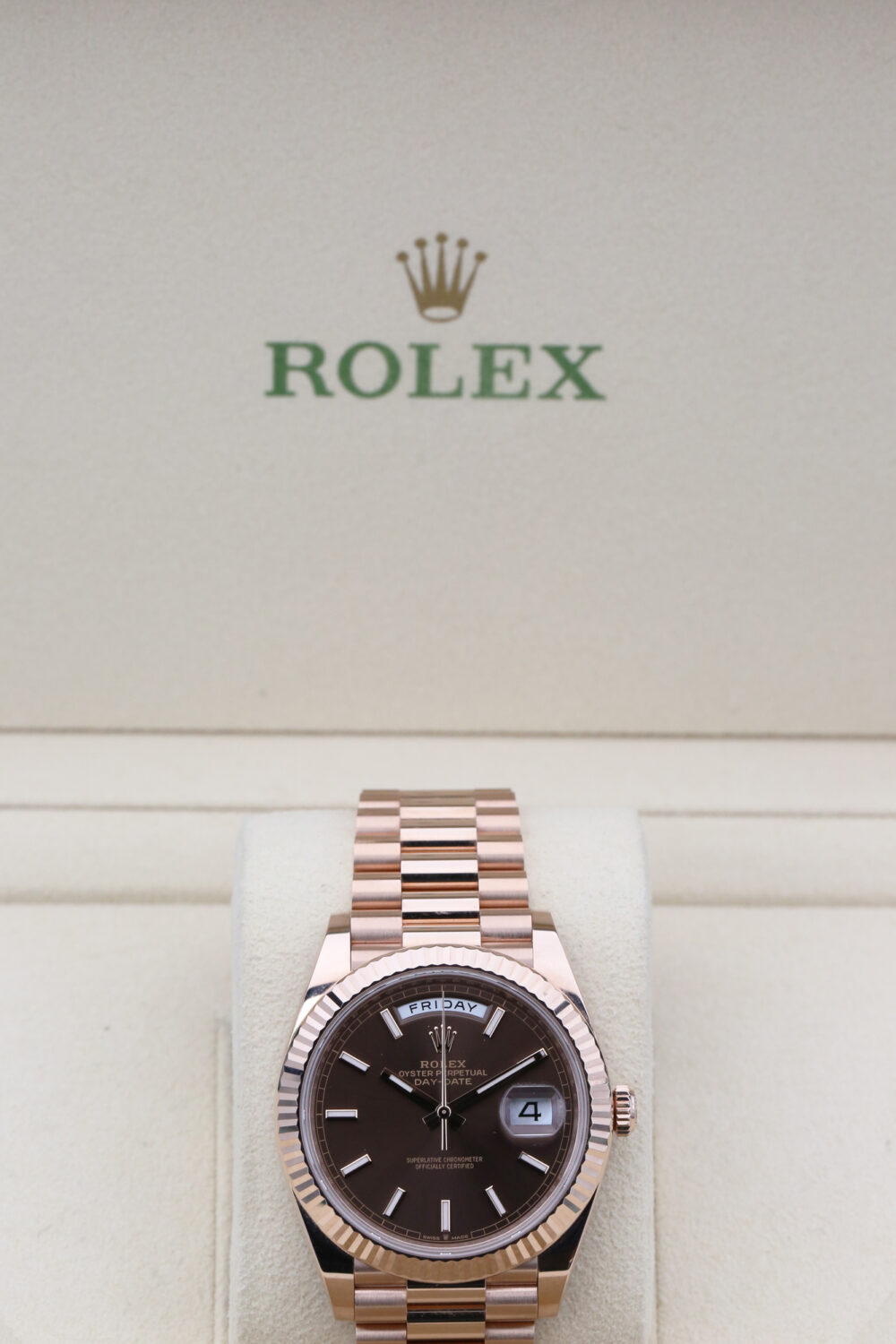 Rolex 228235 Chocolate DAY-DATE 40mm 2023 - Image 5