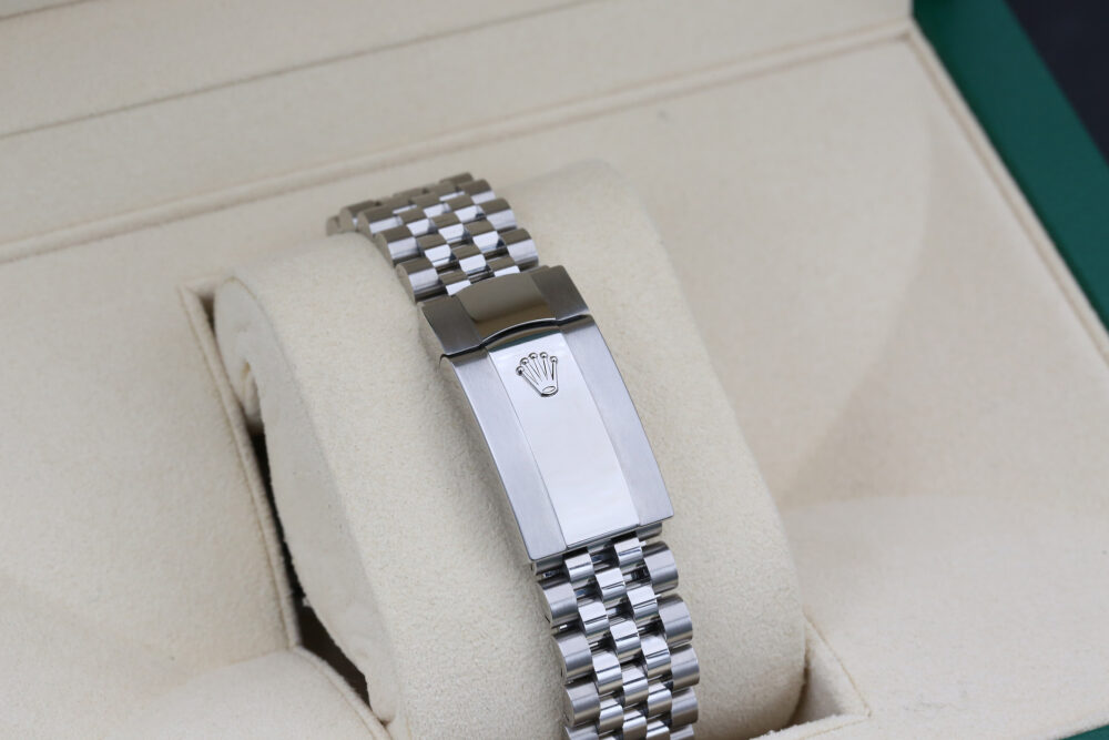 Rolex 126234 Mint Green DATEJUST 36mm 2024 - Image 8