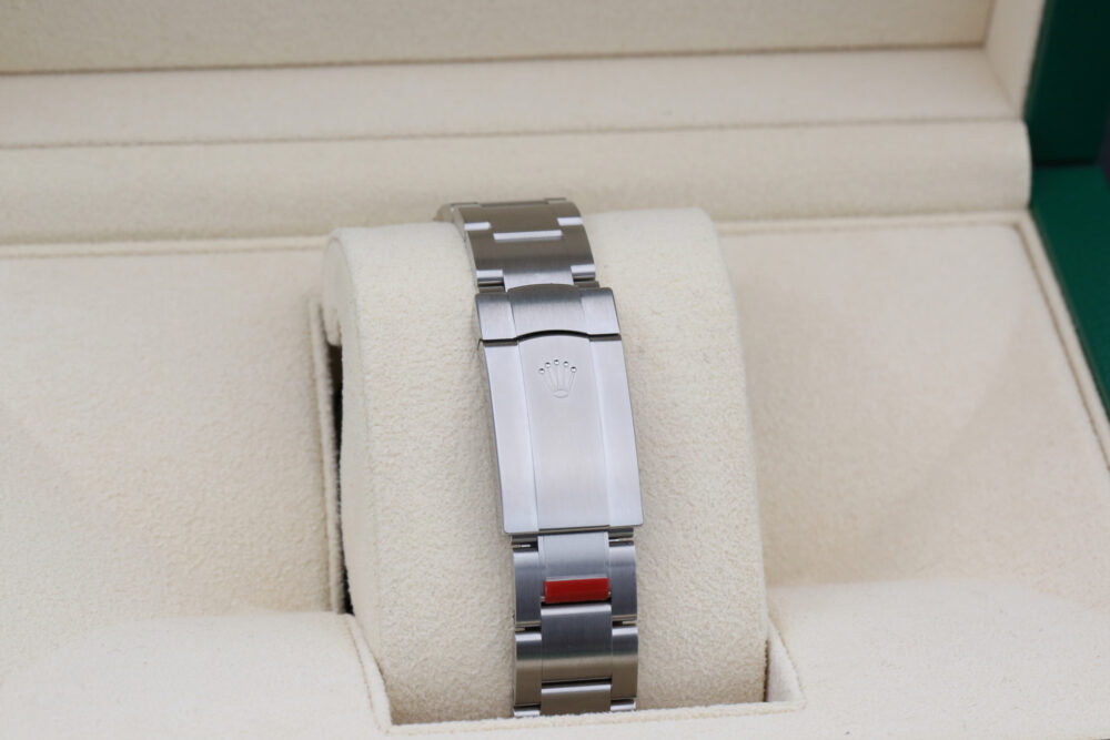 Rolex 124300 Celebration OYSTER PERPETUAL 41mm 2024 - Image 9