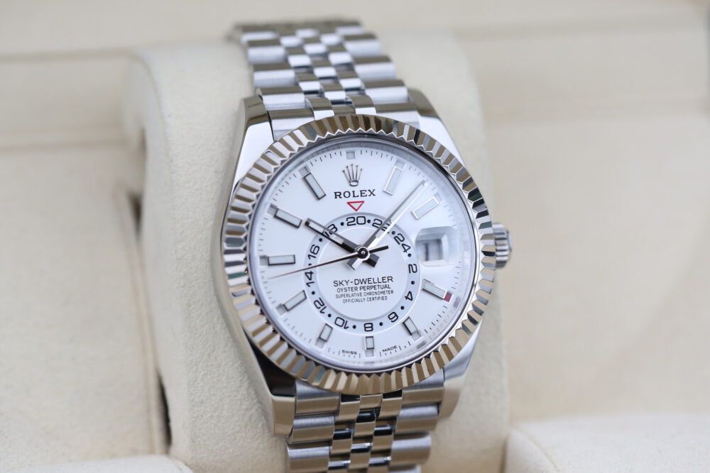 Rolex 336934 White SKY-DWELLER 42mm 2023 - Image 2