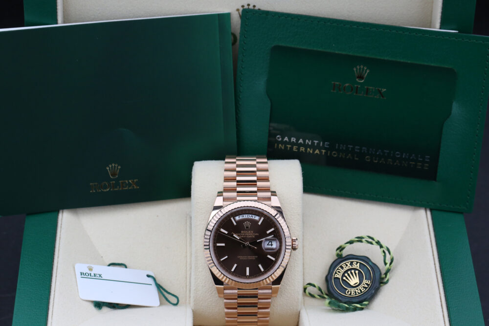 Rolex 228235 Chocolate DAY-DATE 40mm 2023 - Image 6