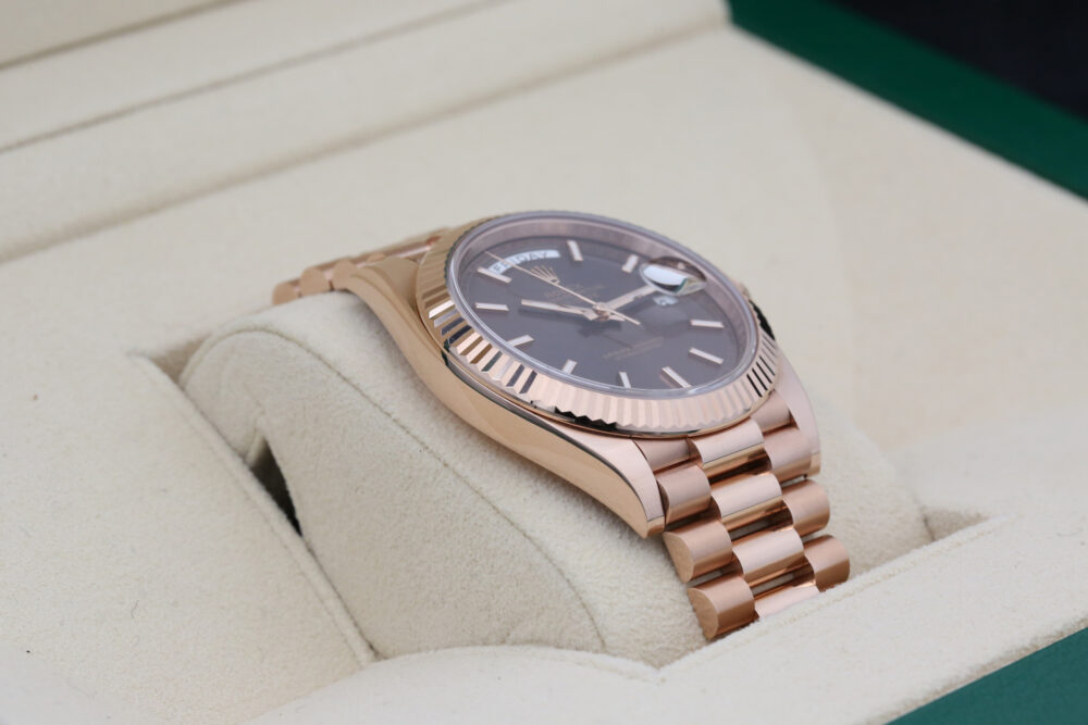 Rolex 228235 Chocolate DAY-DATE 40mm 2023 - Image 8