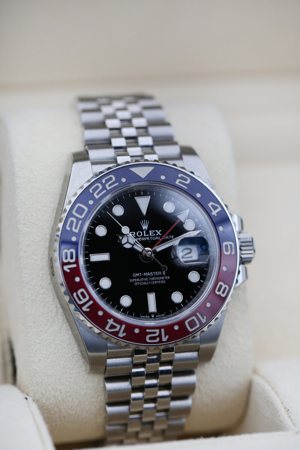 Rolex 126710BLRO Black GMT-MASTER II 40mm 2018 Pepsi - Image 2