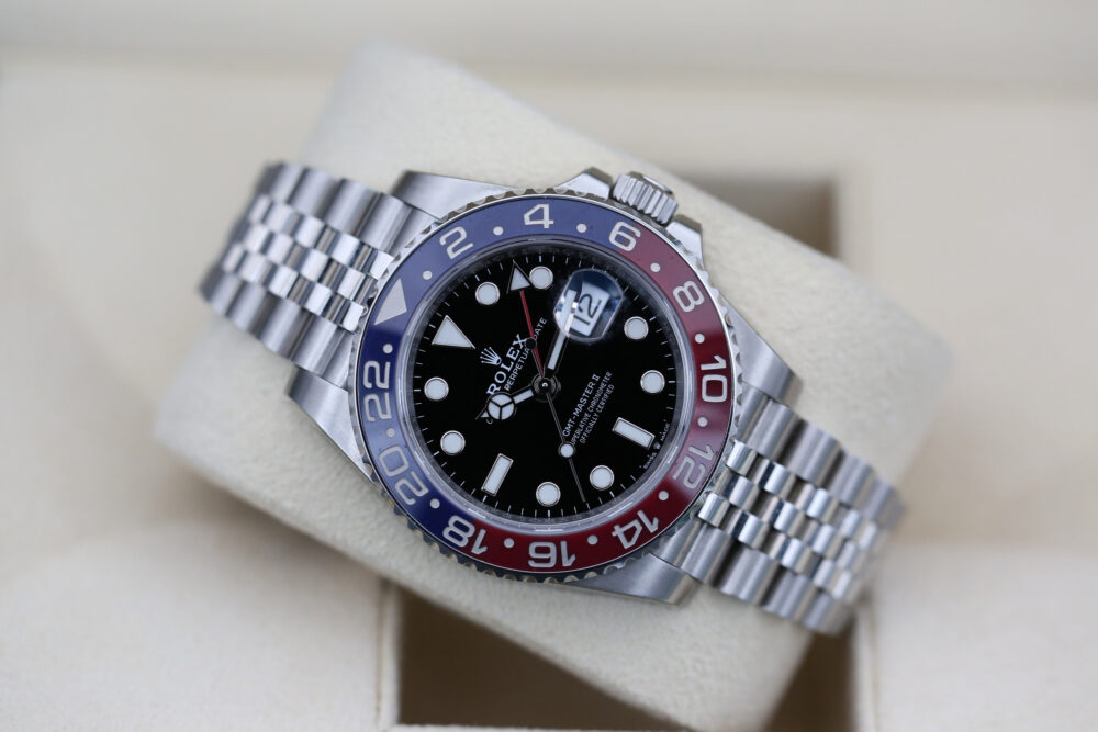 Rolex 126710BLRO Black GMT-MASTER II 40mm 2018 Pepsi - Image 4